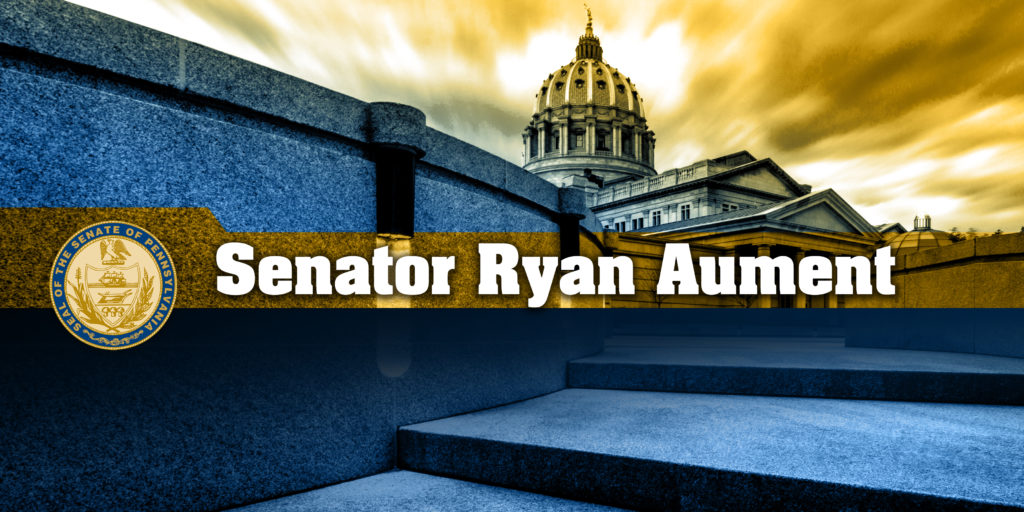 www.senatoraument.com